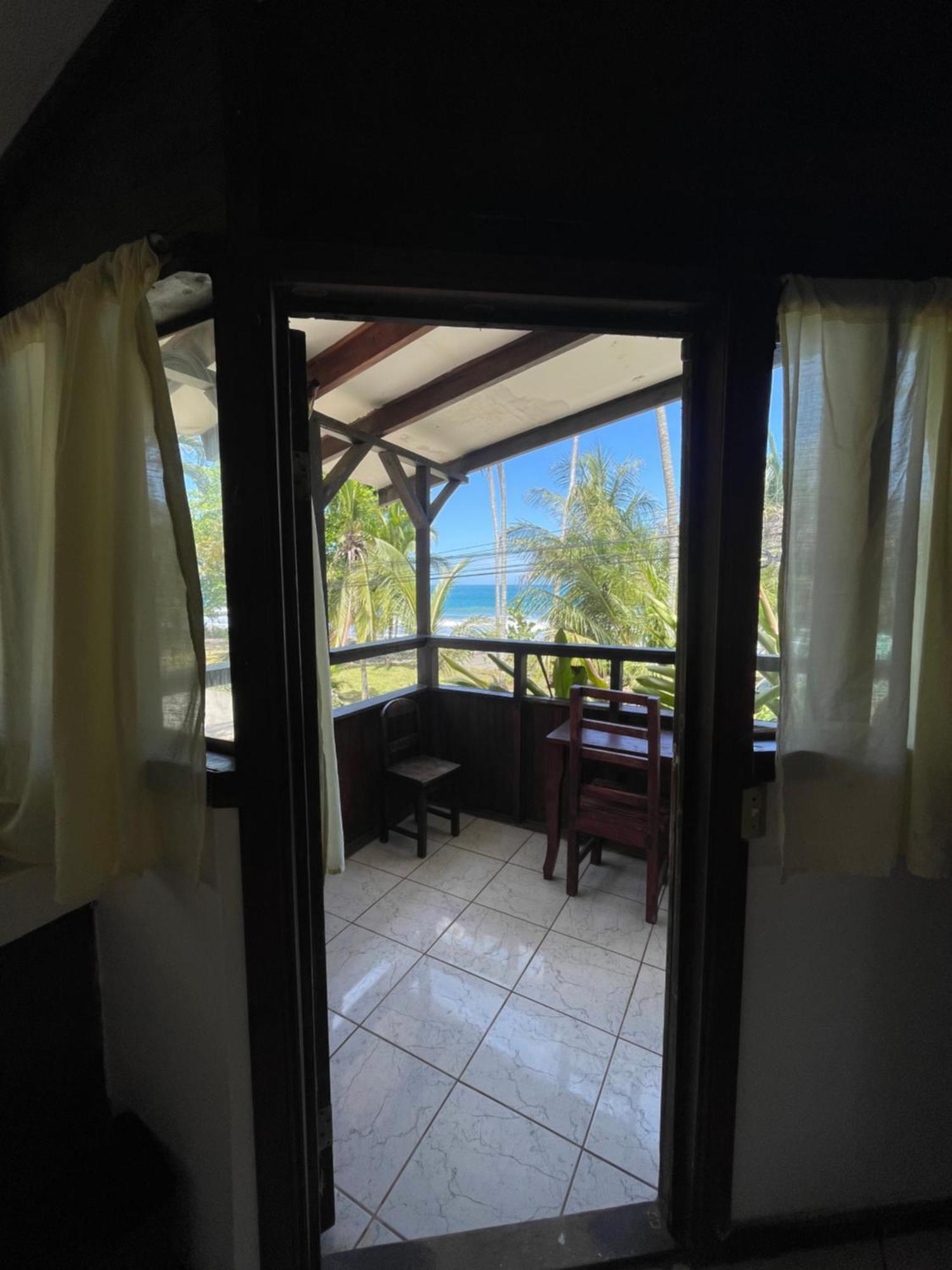Perla Negra Beachfront Puerto Viejo de Talamanca Екстер'єр фото