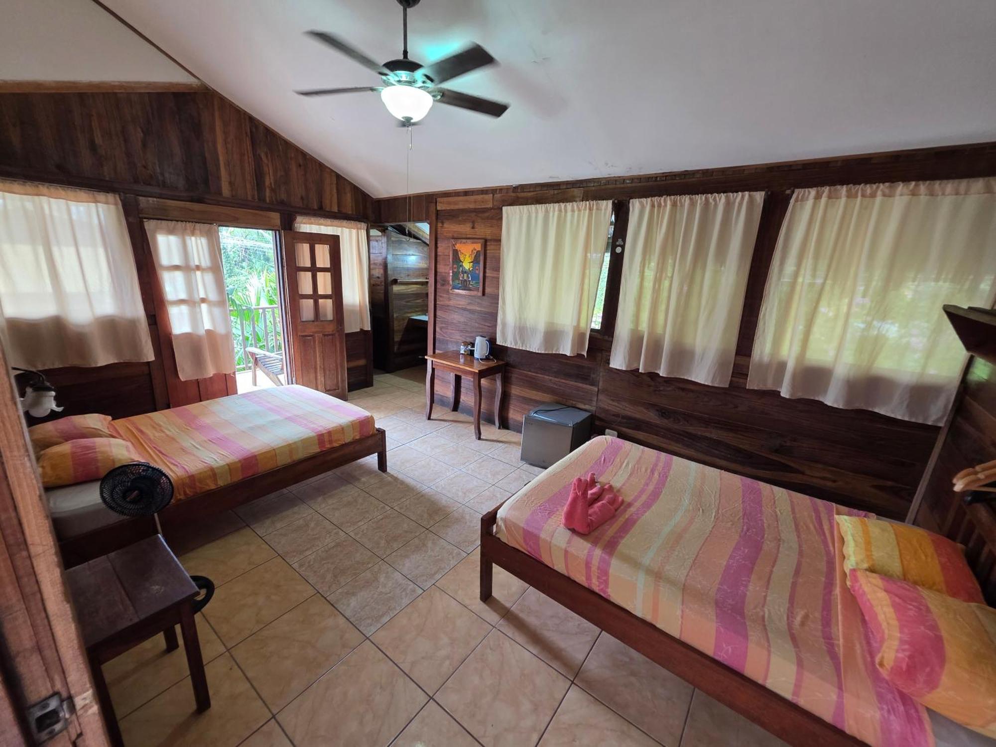 Perla Negra Beachfront Puerto Viejo de Talamanca Екстер'єр фото